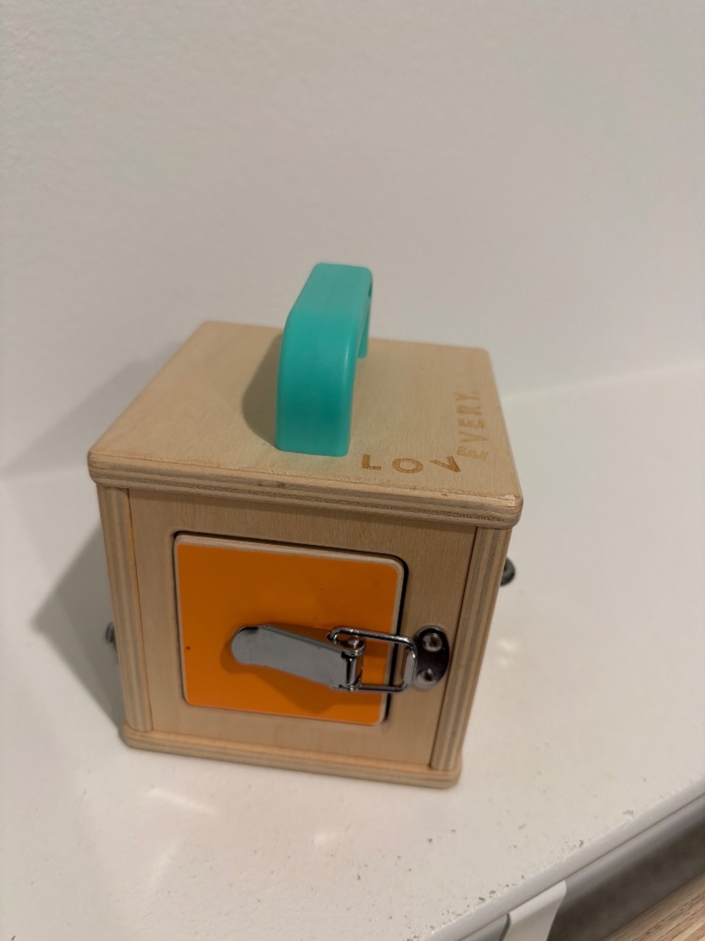 Lovevery The Lockbox - Picture 2 of 6